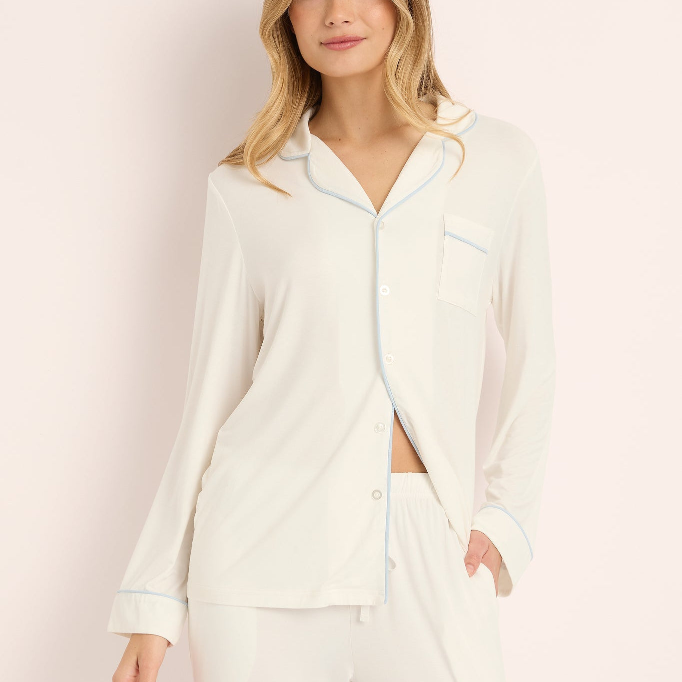 Mila Bamboo Lounge Pyjama Set White with Blue - Homebodii