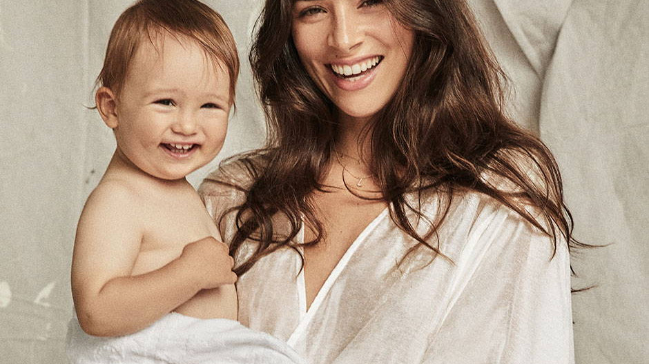 Former Miss Universe Australia and mum, Monika Rad, talks motherhood, modelling and the cosy robe she’s gifting this Mother’s Day