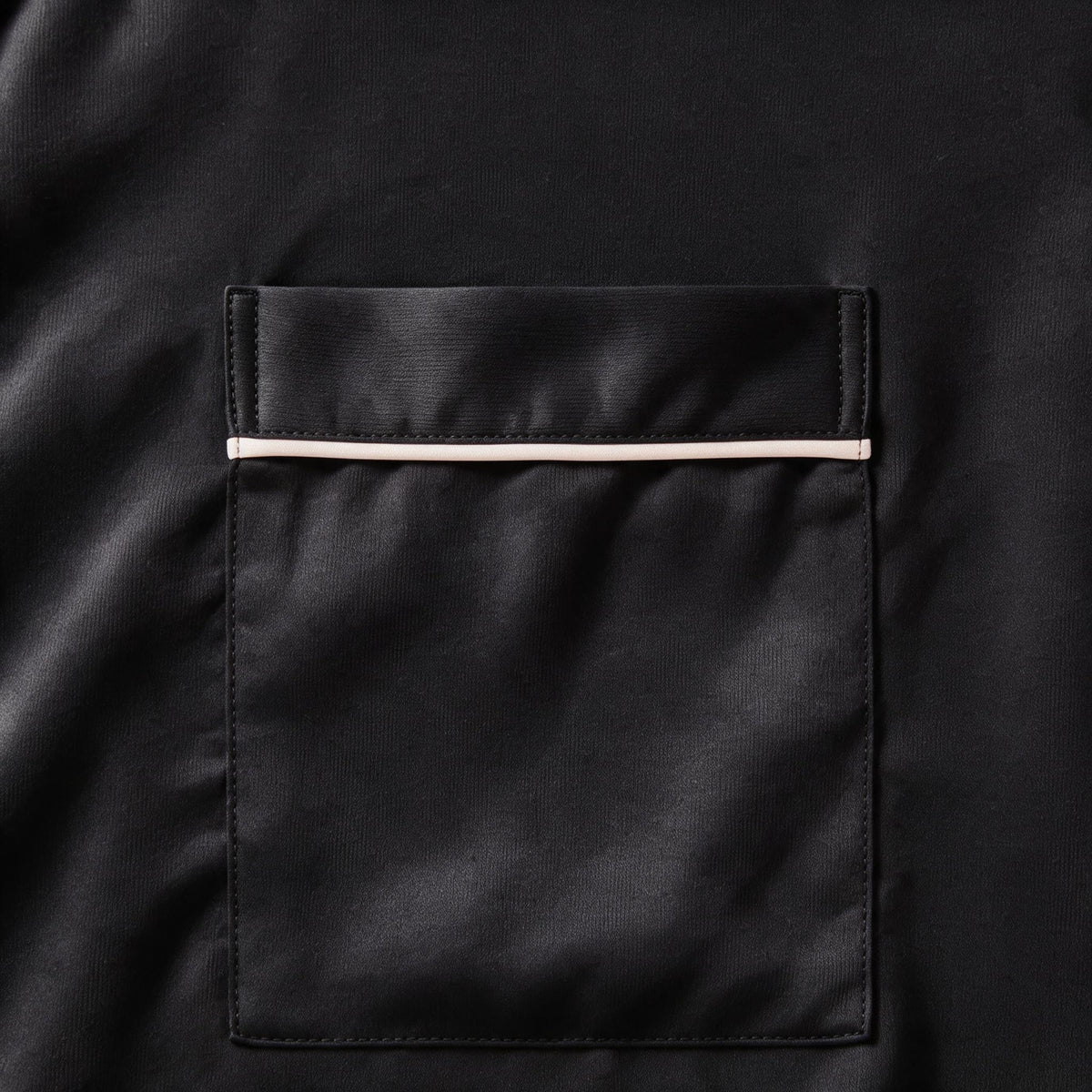 Conjunto de pijama de Petra Tencel™ Lounge - Negro con ribete en tono rubor